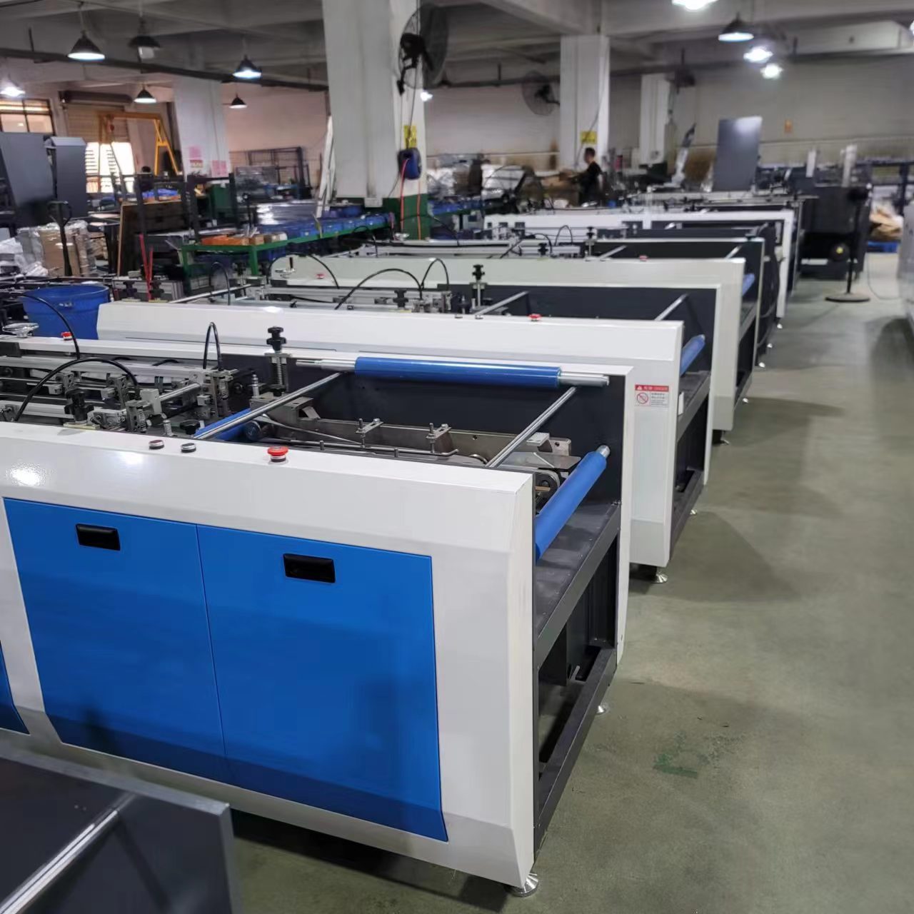 DG-900BF/1200BF Bookcase Forming Machine for Case Making on Four sides Folding - Image 4